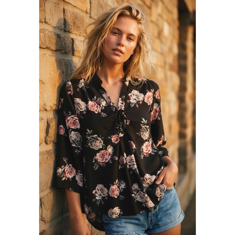 Rue 21 Women’s Size Small Black Floral Lace Up Blouse 3/4 Slv Boho Romantic Chic